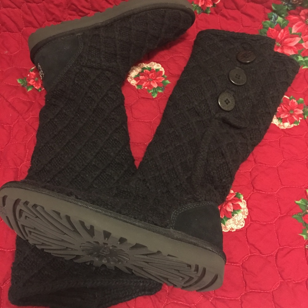 UGG Sweater Boots Black Size 7